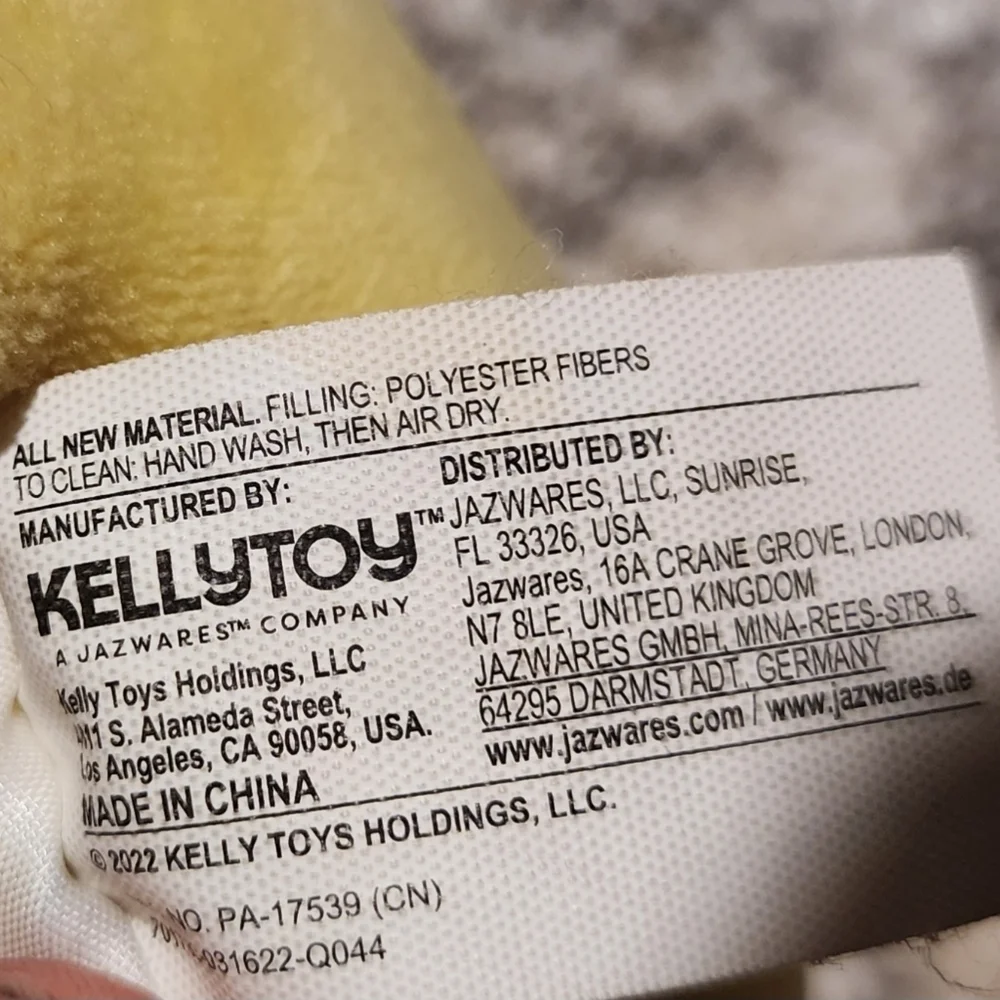 KELLYTOY Delie the Candy Corn Bat Squishmallow — Halloween Collection 8